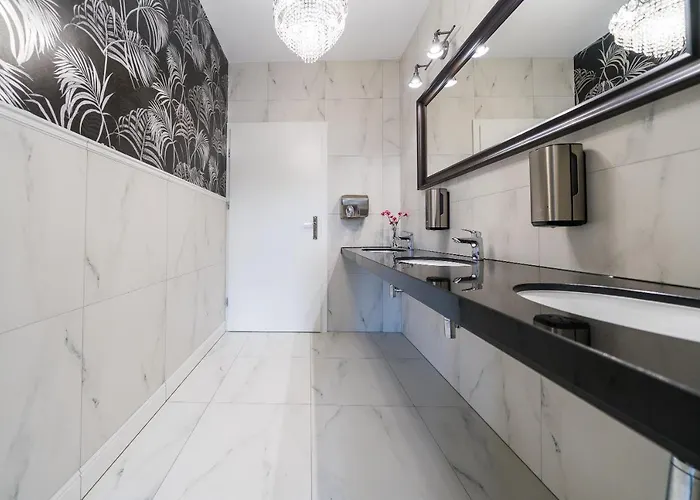 호텔 Dworek Czardasz - Wejherowo